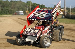 Dalman prepares to warm up his no.49T machine on a sunny Saturday night at CMS.